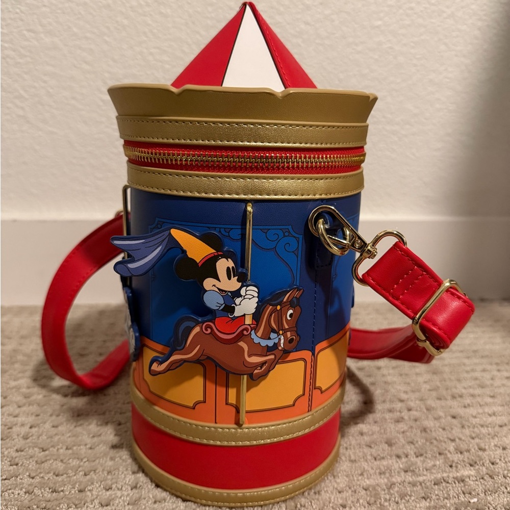 Disney Carousel - Loungefly - Brave Little Tailor - Crossbody Bag - Picture 2 of 4